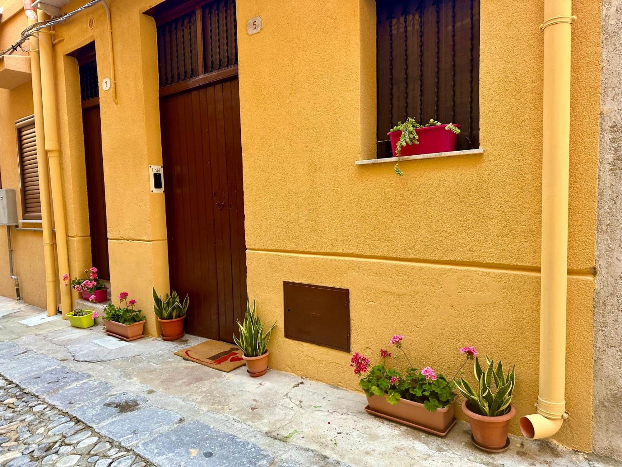 Casa Labi Apartment Termini Imerese Luaran gambar